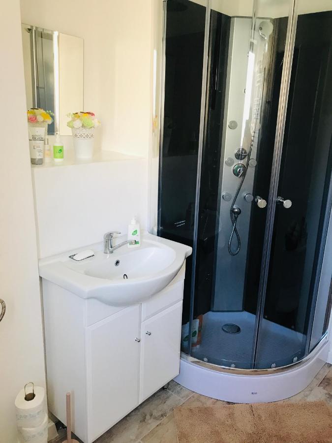 Apartman Ala สปิชสกา โนวา เวส ภายนอก รูปภาพ
